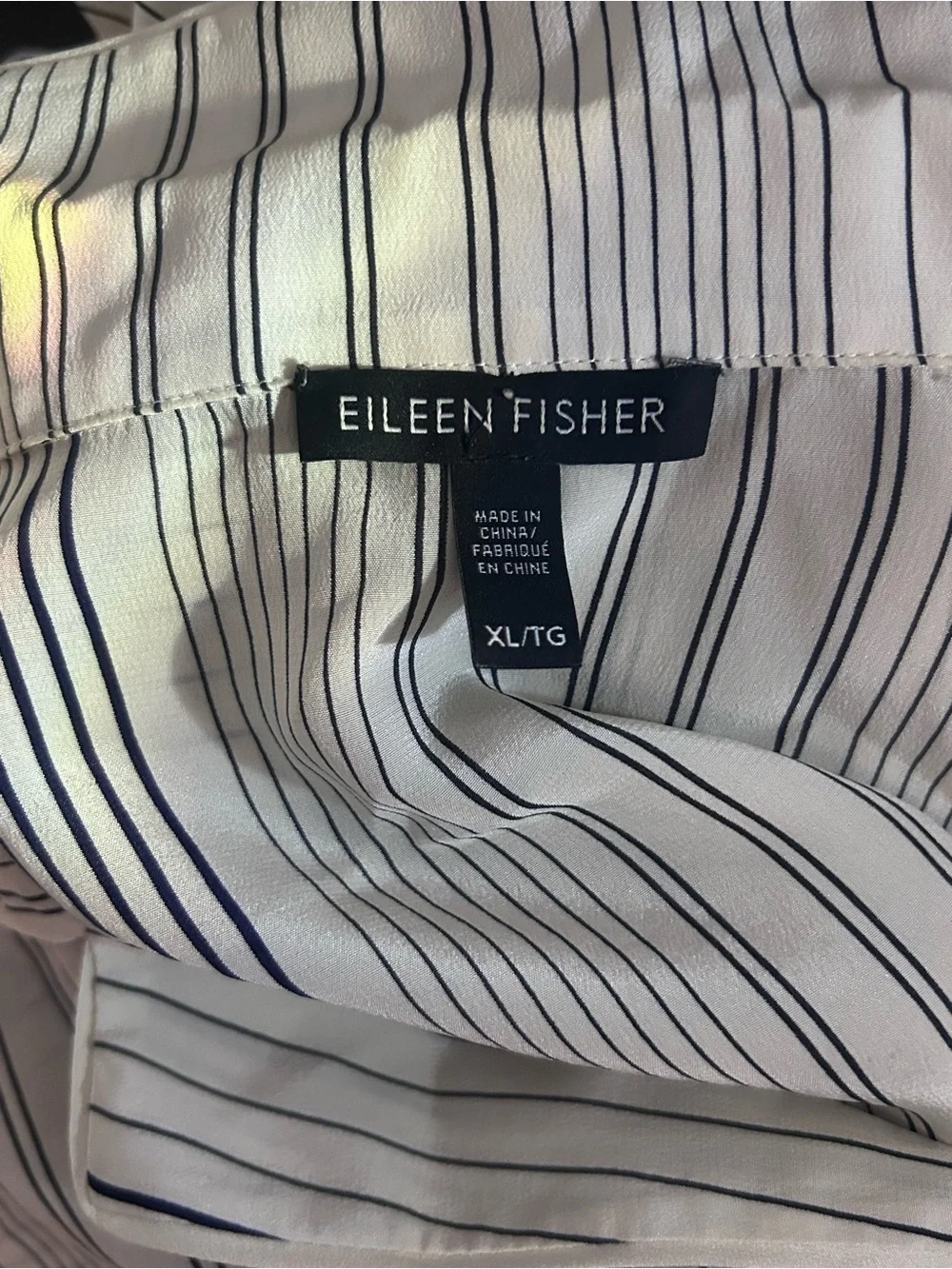 Eileen Fisher 100% silk crepe Stripe Button-Up Shirt SIZE XL - Picture 5 of 5
